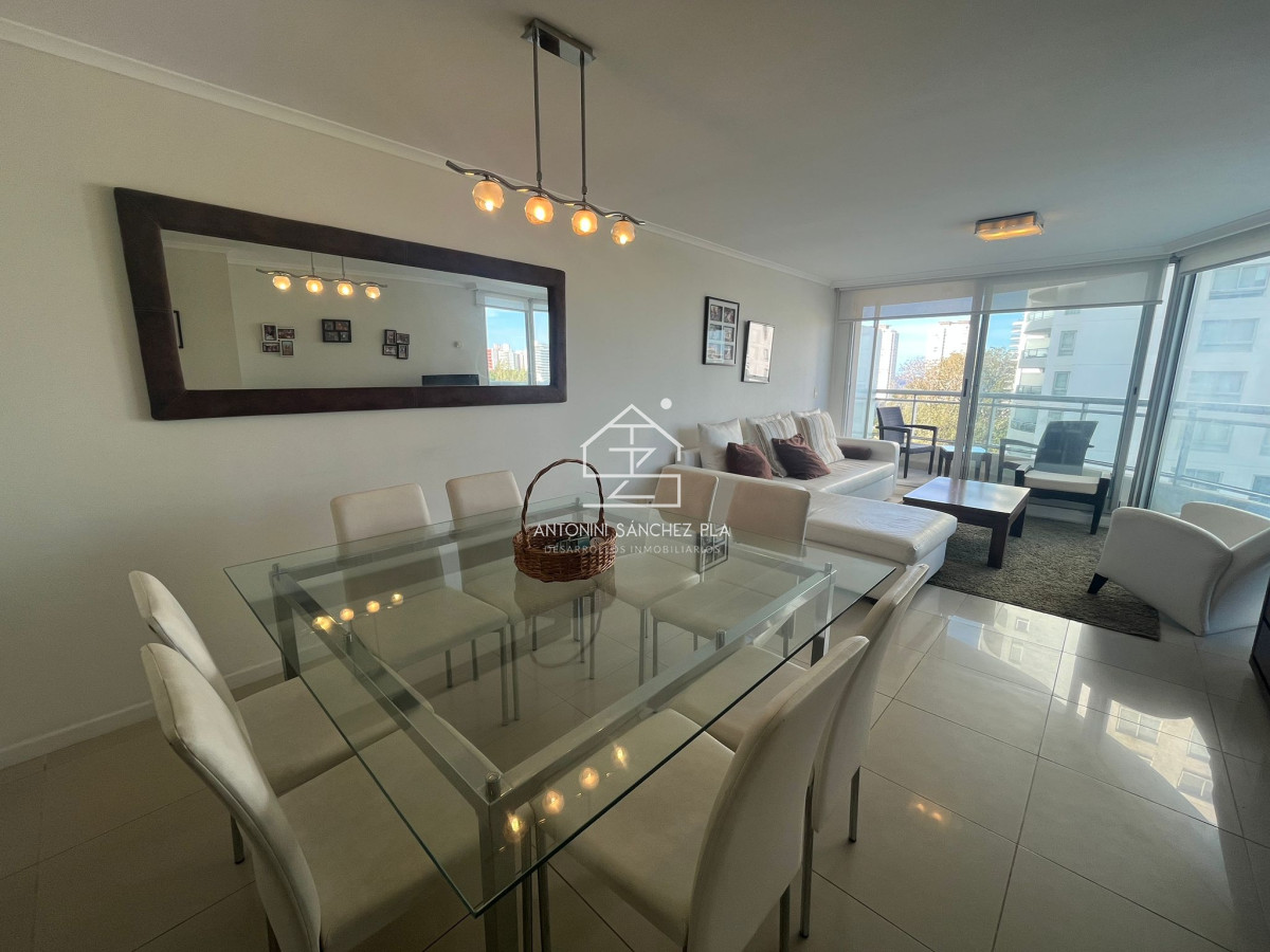 Apartamento ID.4203 - Apartamento en Venta, Brava, Punta del Este, 3 Dormitorios.