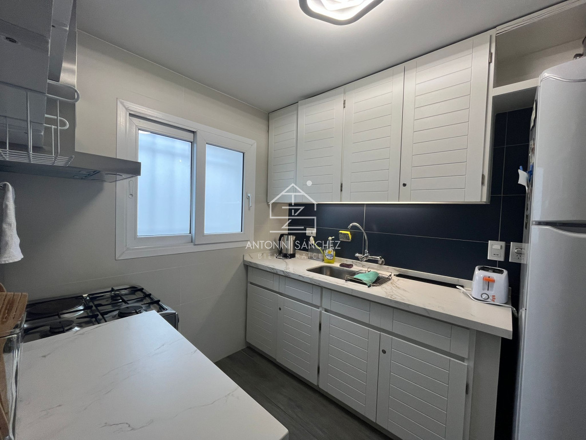 Apartamento ID.2249 - Apartamento en Venta y Alquiler, Peninsula, Punta del Este, 2 Dormitorios.