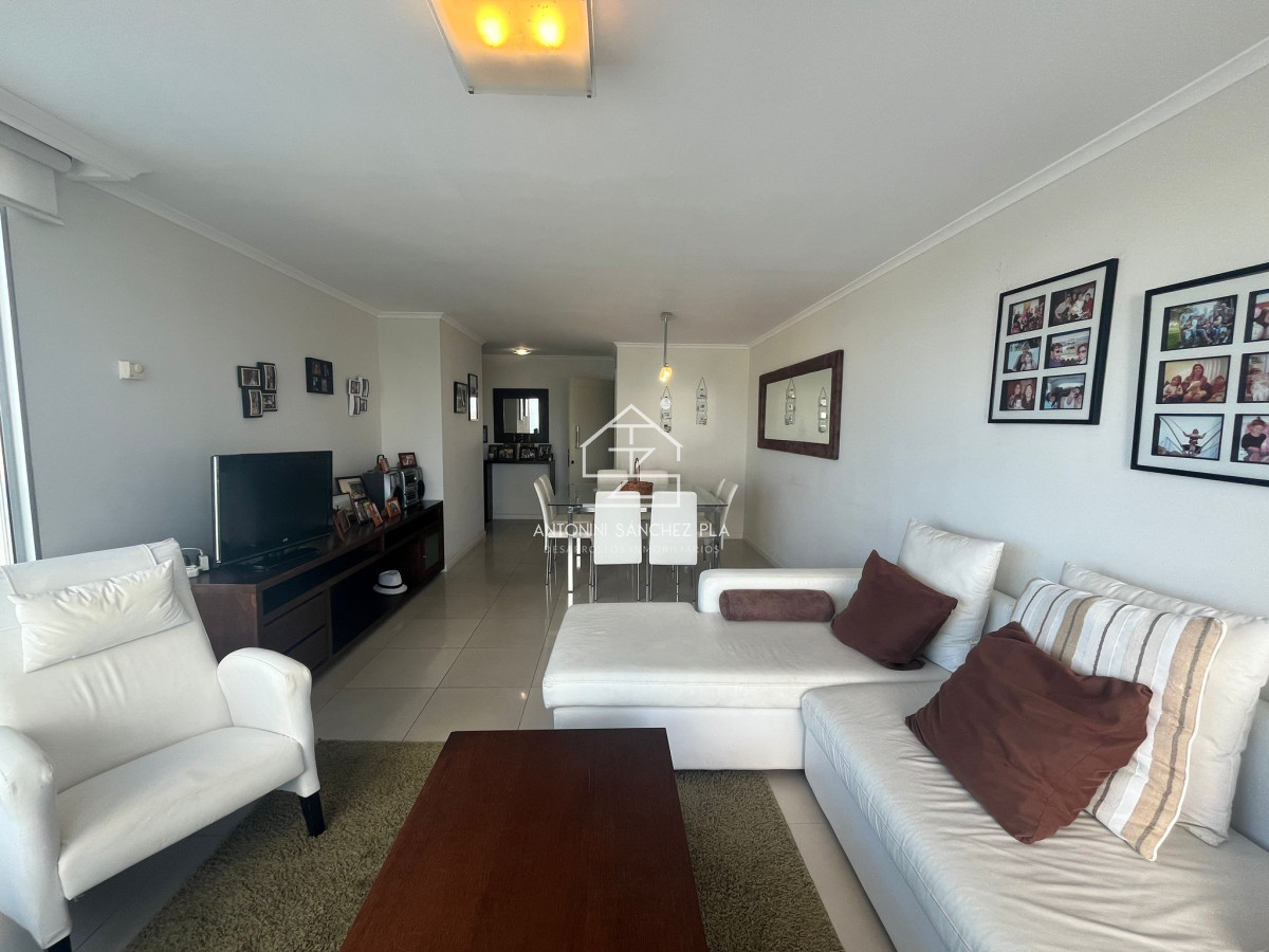 Apartamento ID.4203 - Apartamento en Venta, Brava, Punta del Este, 3 Dormitorios.