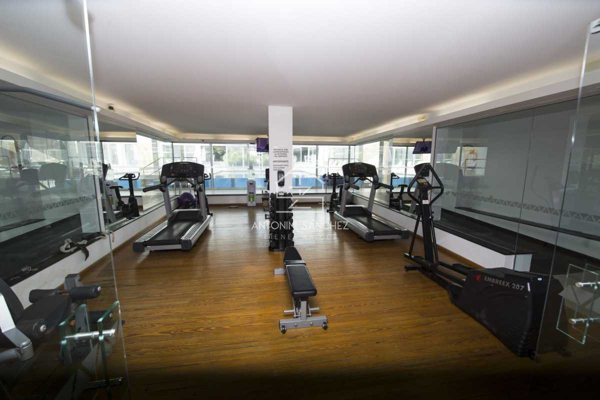 Apartamento ID.2085 - Apartamento en Venta y Alquiler, Mansa, Punta del Este, 2 Dormitorios.