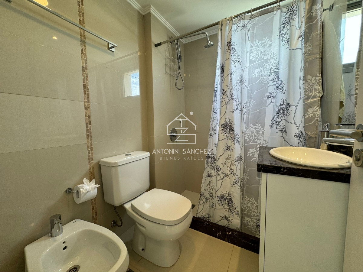 Apartamento ID.1071 - Alquiler Anual Apto. 1 Dorm. En Península Punta del Este 
