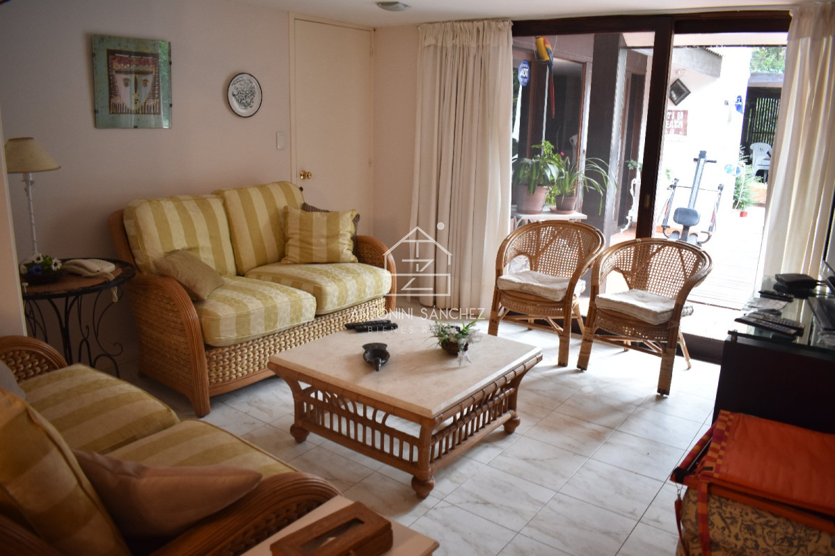 Casa ID.543 - Casa en Venta, Lugano, Punta del Este, 4 Dormitorios.