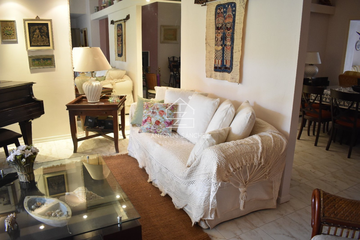 Casa ID.543 - Casa en Venta, Lugano, Punta del Este, 4 Dormitorios.