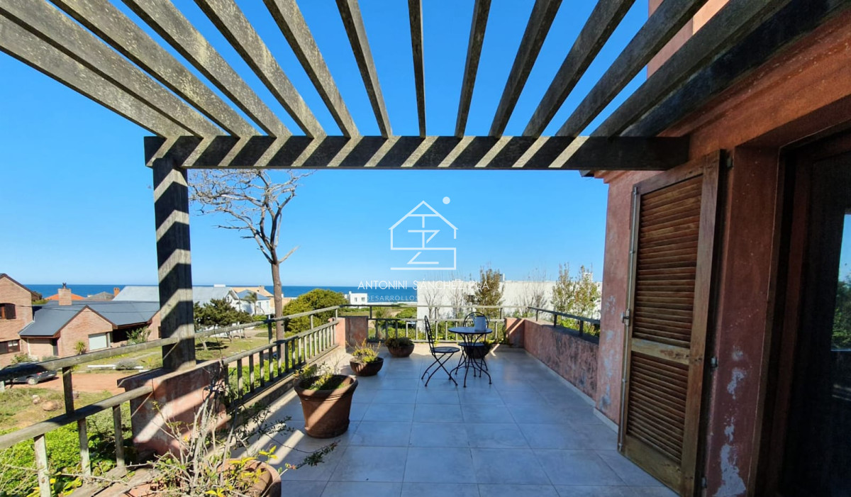 Casa ID.4130 - Casa en Montoya de 5 dormitorios