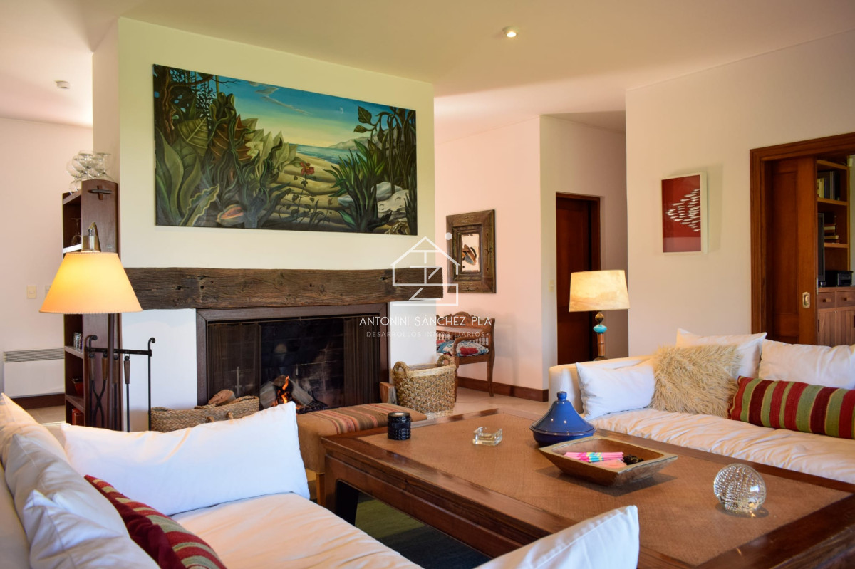 Casa ID.4130 - Casa en Montoya de 5 dormitorios