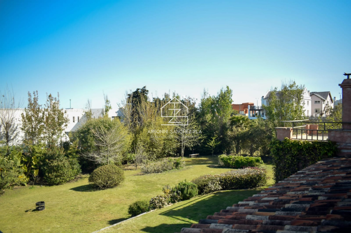 Casa ID.4130 - Casa en Montoya de 5 dormitorios