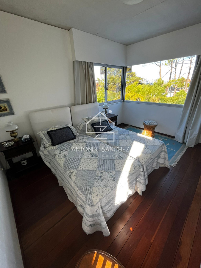 Casa ID.2118 - Casa en Venta y Alquiler, Rincón del Indio, Punta del Este, 3 Dormitorios.