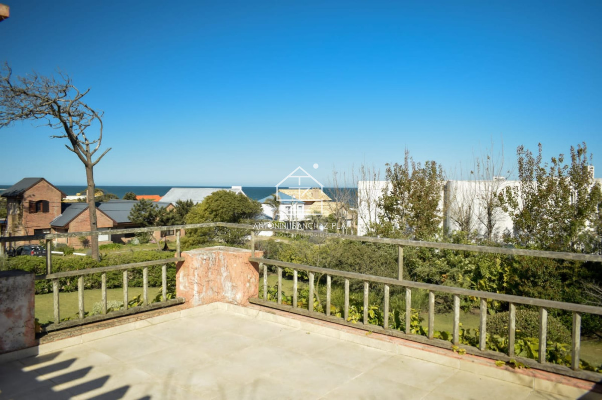 Casa ID.4130 - Casa en Montoya de 5 dormitorios