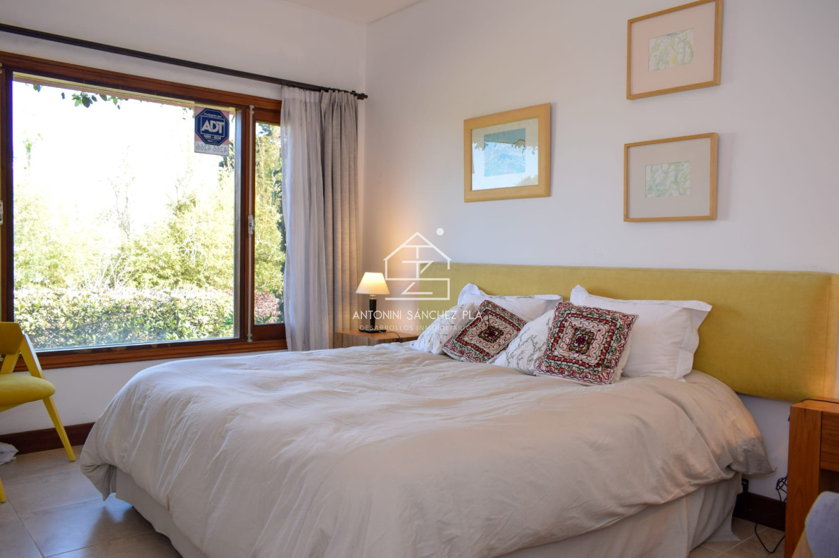 Casa ID.4130 - Casa en Montoya de 5 dormitorios