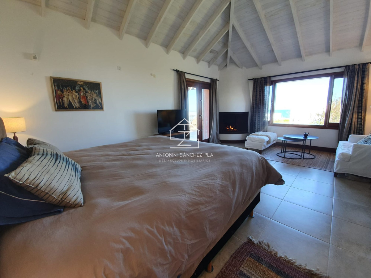 Casa ID.4130 - Casa en Montoya de 5 dormitorios