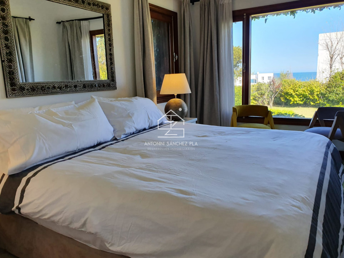 Casa ID.4130 - Casa en Montoya de 5 dormitorios