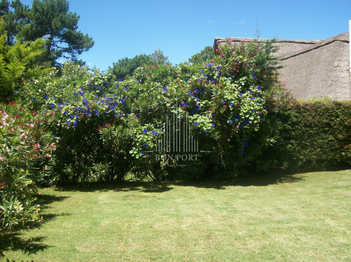 Casa ID.234 - Casa en Venta, Rincón del Indio, Punta del Este, 4 Dormitorios.