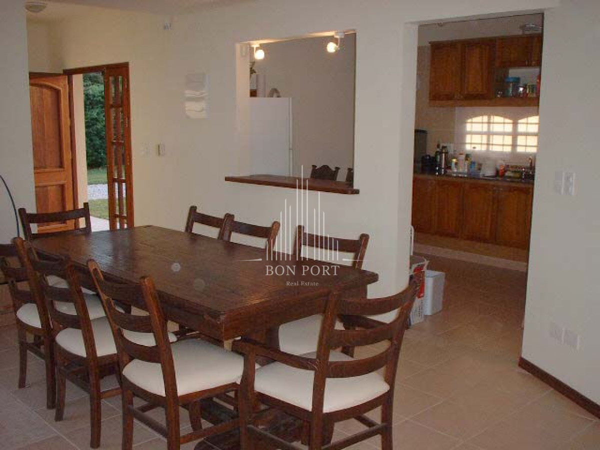 Casa ID.234 - Casa en Venta, Rincón del Indio, Punta del Este, 4 Dormitorios.