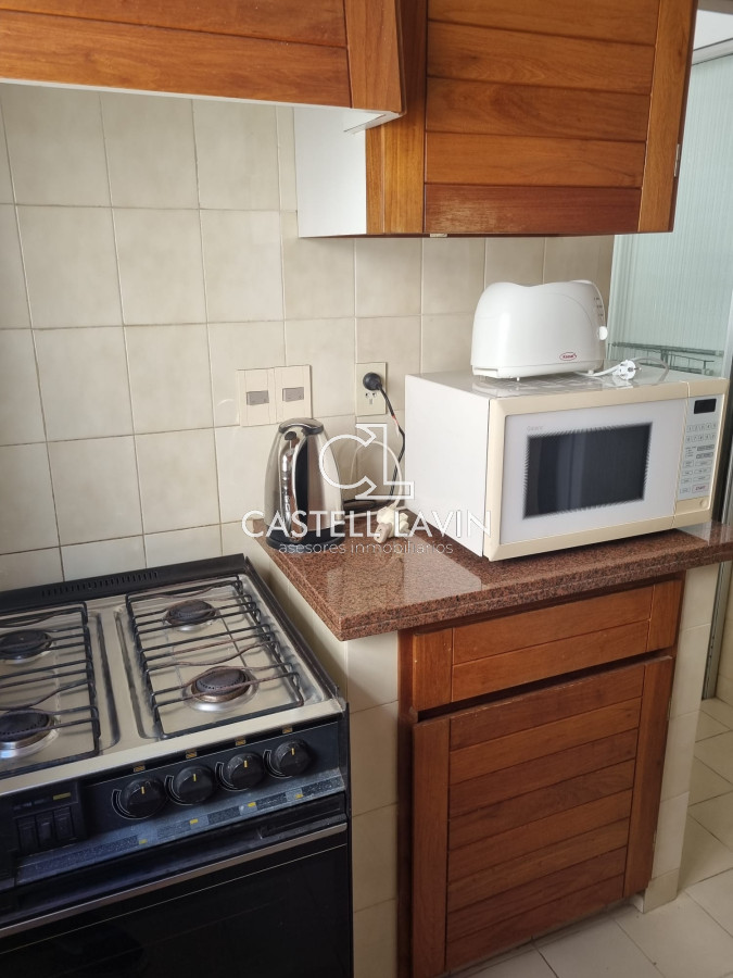 Apartamento ID.341 - Venta y Alquiler Apartamento 2 Dormitorios Peninsula Punta del Este 