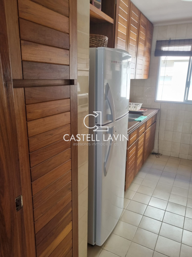 Apartamento ID.341 - Venta y Alquiler Apartamento 2 Dormitorios Peninsula Punta del Este 
