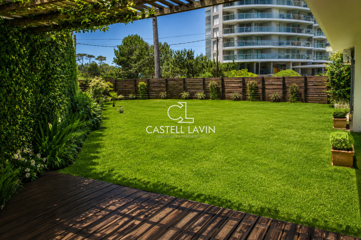 Casa ID.344 -  Venta Casa 3 dormitorios Playa Mansa Punta del Este