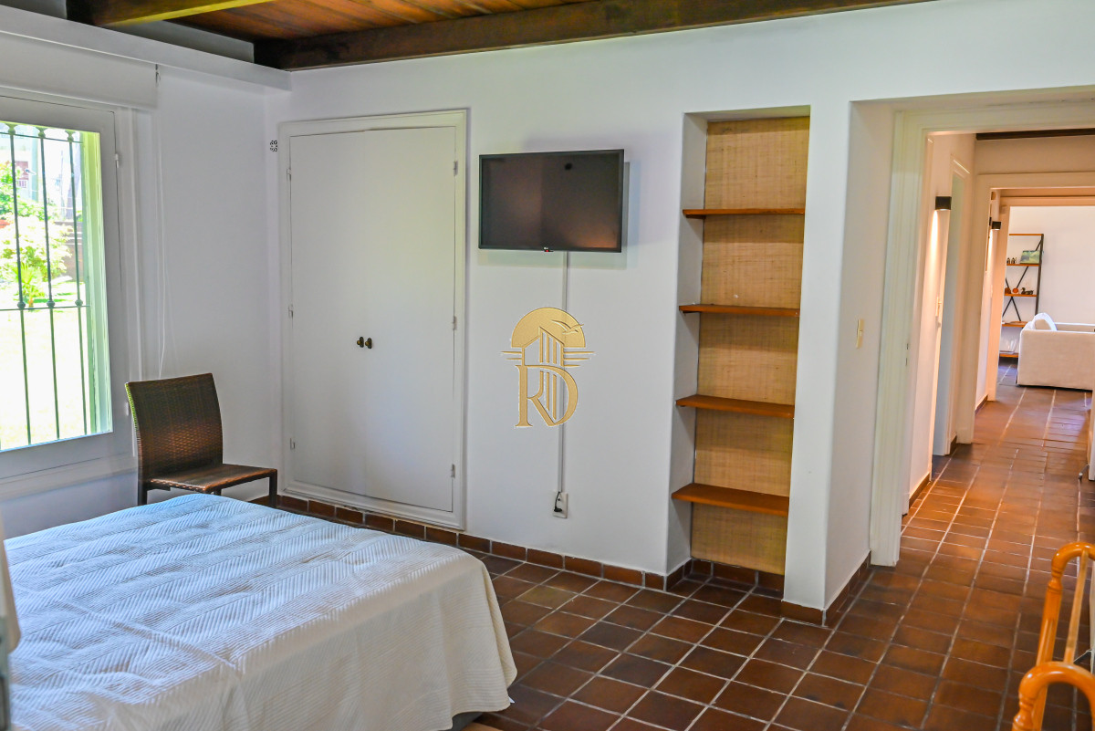 Casa en Venta, Mansa, Punta del Este, 3 Dormitorios. -id-606-13