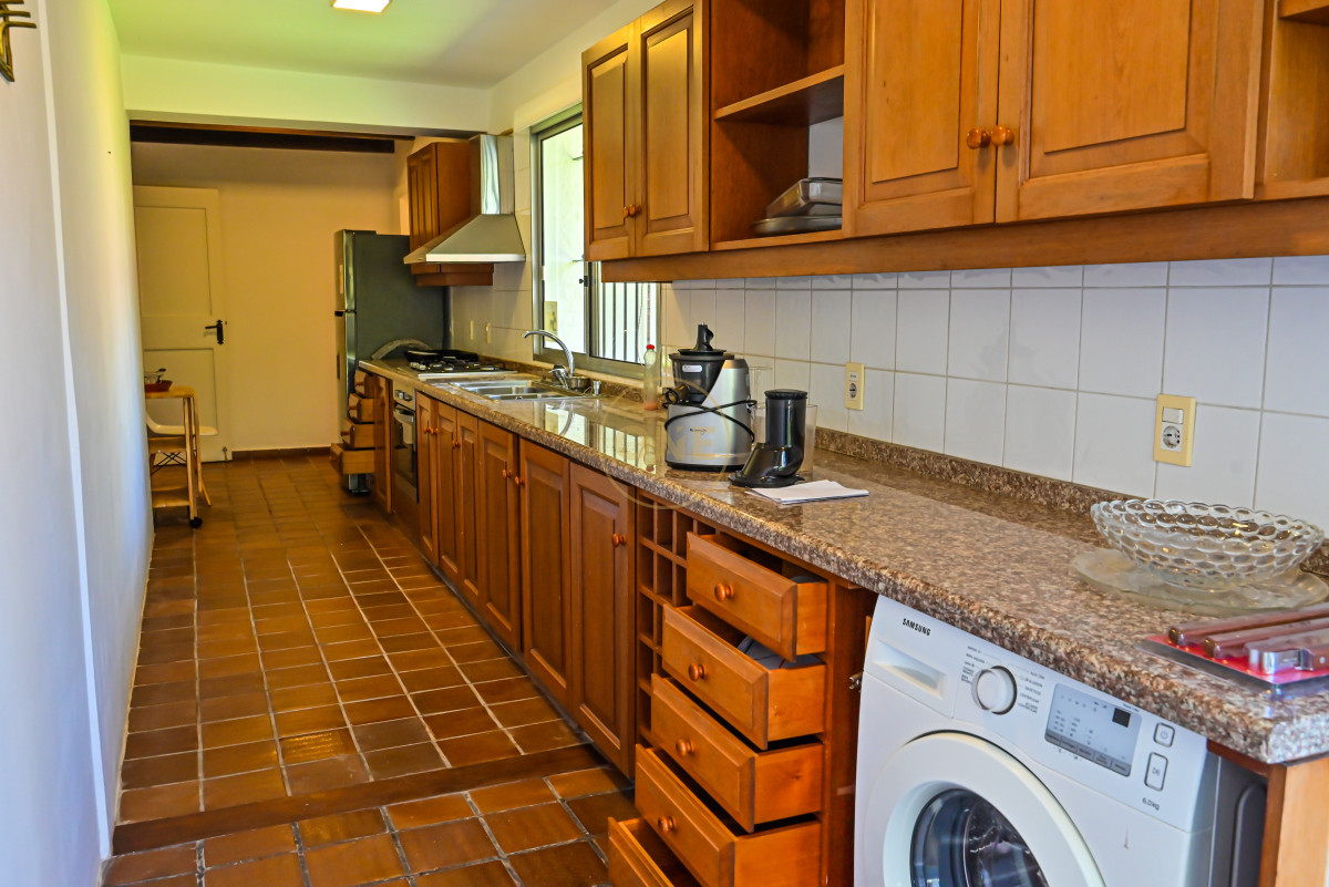 Casa ID.2017 - Casa en Venta, Mansa, Punta del Este, 3 Dormitorios.