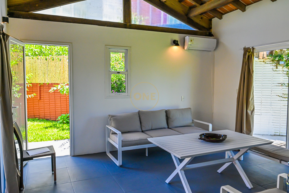 Casa ID.2017 - Casa en Venta, Mansa, Punta del Este, 3 Dormitorios.