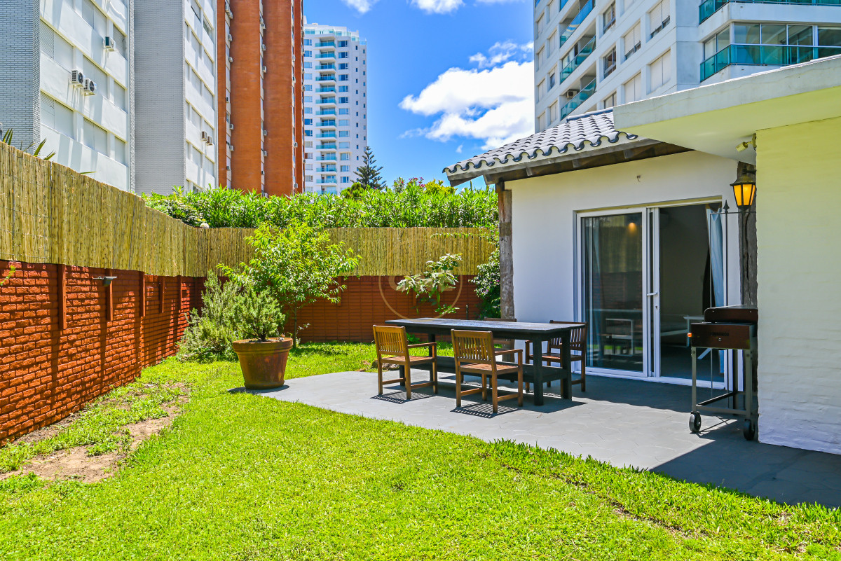 Casa ID.2017 - Casa en Venta, Mansa, Punta del Este, 3 Dormitorios.