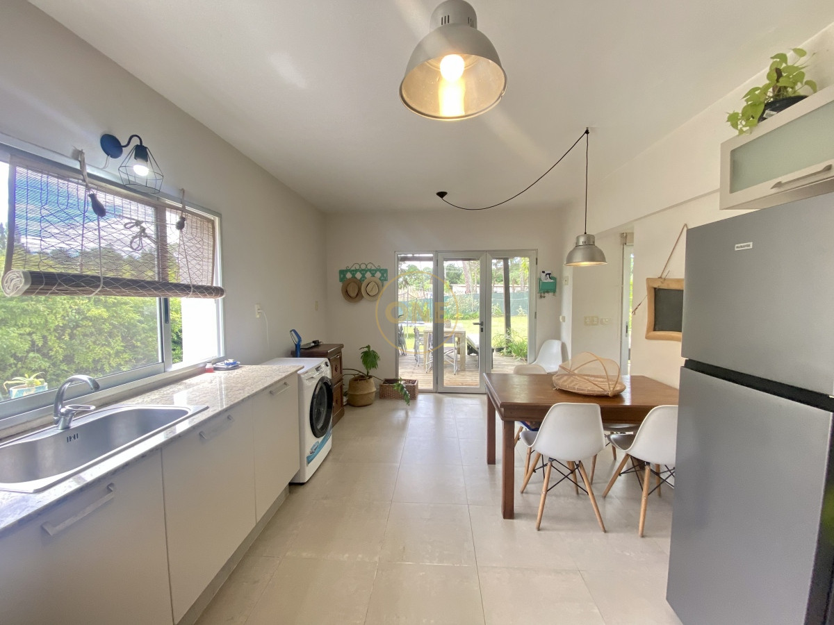 Casa ID.2435 - VENTA DE CASA DE 3 DORMITORIOS EN VENTA EN BARRIO PRIVADO LA ARBOLADA PUNTA DEL ESTE 