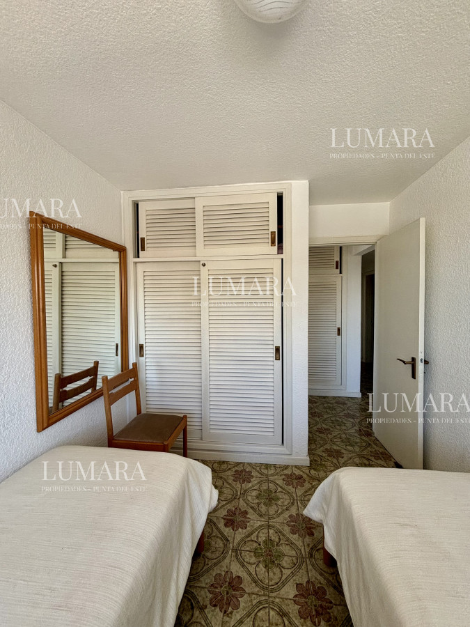 Apartamento ID.3227 - Apartamento en Venta y Alquiler, Peninsula, Punta del Este, 2 Dormitorios.