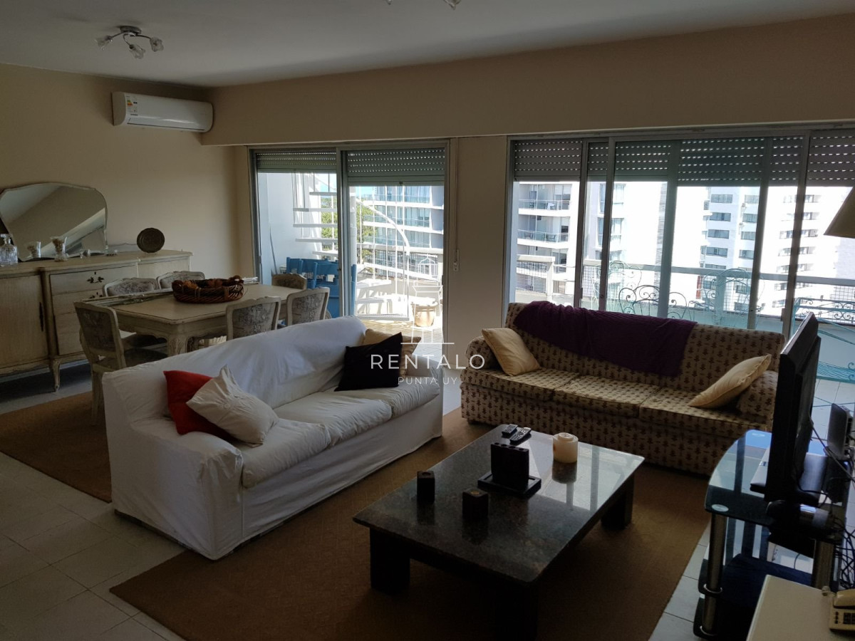 Apartamento ID.941 - Apartamento en Venta en Torre Antares, Roosevelt, Punta del Este, 2 Dormitorios.