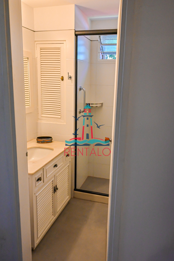 Casa ID.201 - Casa en venta 3 dormitorios en Punta del Este playa mansa 