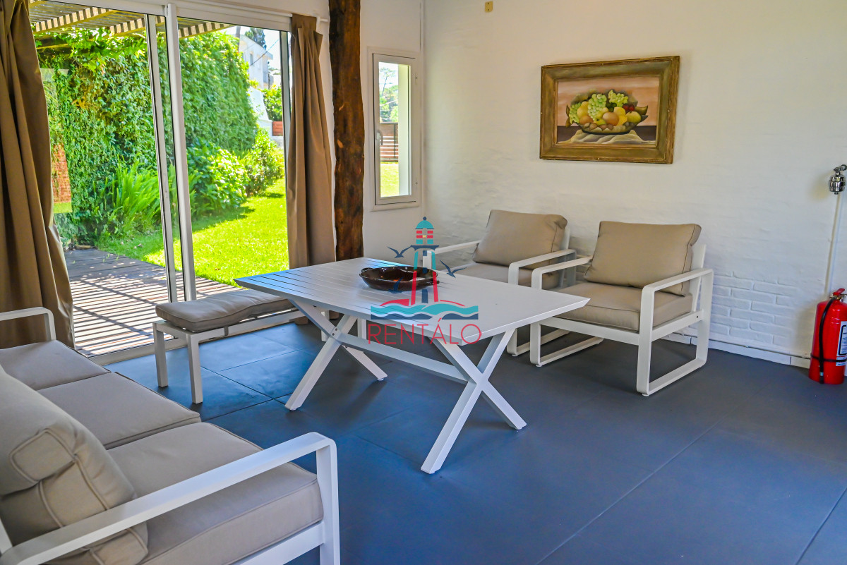 Casa ID.201 - Casa en venta 3 dormitorios en Punta del Este playa mansa 