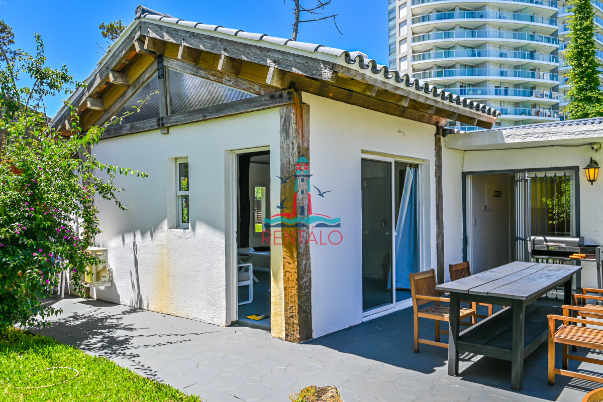 Casa ID.201 - Casa en venta 3 dormitorios en Punta del Este playa mansa 