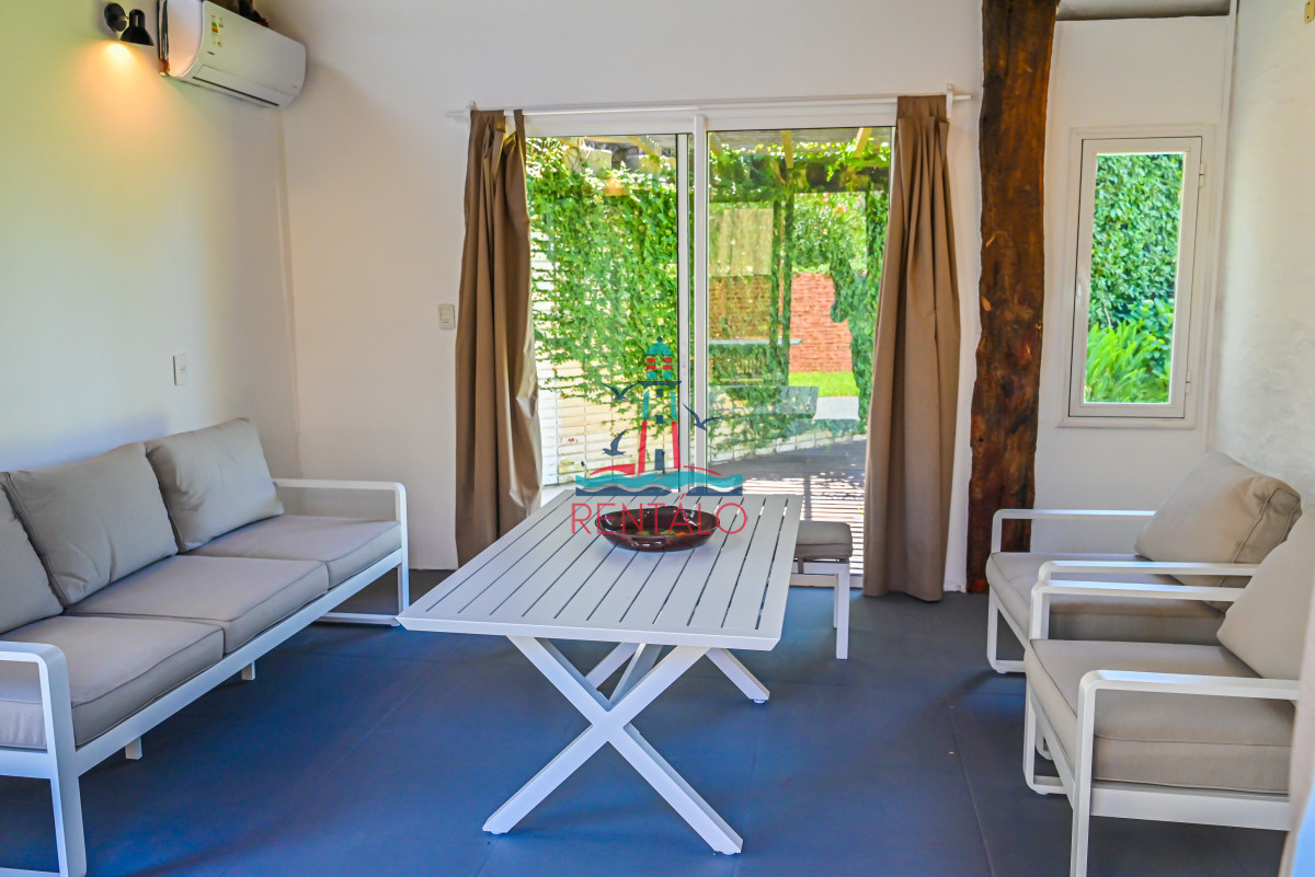 Casa ID.201 - Casa en venta 3 dormitorios en Punta del Este playa mansa 