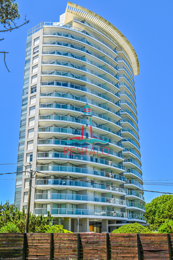 Casa ID.201 - Casa en venta 3 dormitorios en Punta del Este playa mansa 