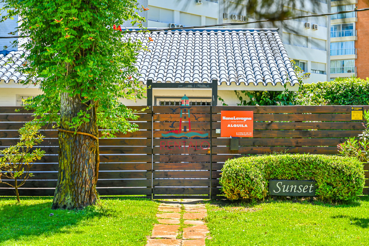 Casa ID.201 - Casa en venta 3 dormitorios en Punta del Este playa mansa 