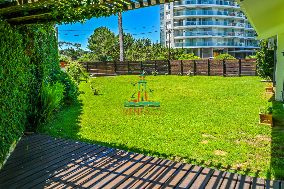 Casa ID.201 - Casa en venta 3 dormitorios en Punta del Este playa mansa 