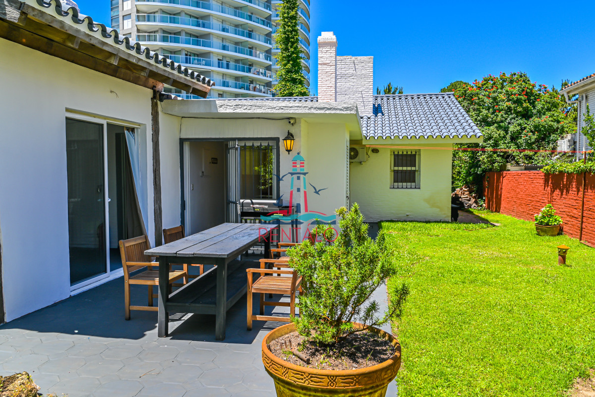 Casa ID.201 - Casa en venta 3 dormitorios en Punta del Este playa mansa 