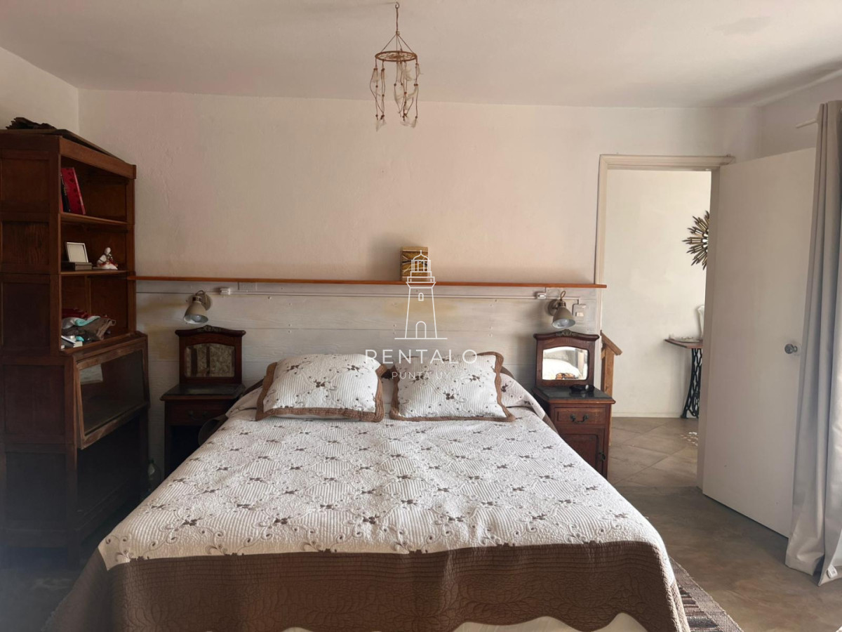 Casa ID.957 - VENTA DE CASA DE 3 DORMITORIOS CON VISTA AL MAR EN PINARES PUNTA DEL ESTE 