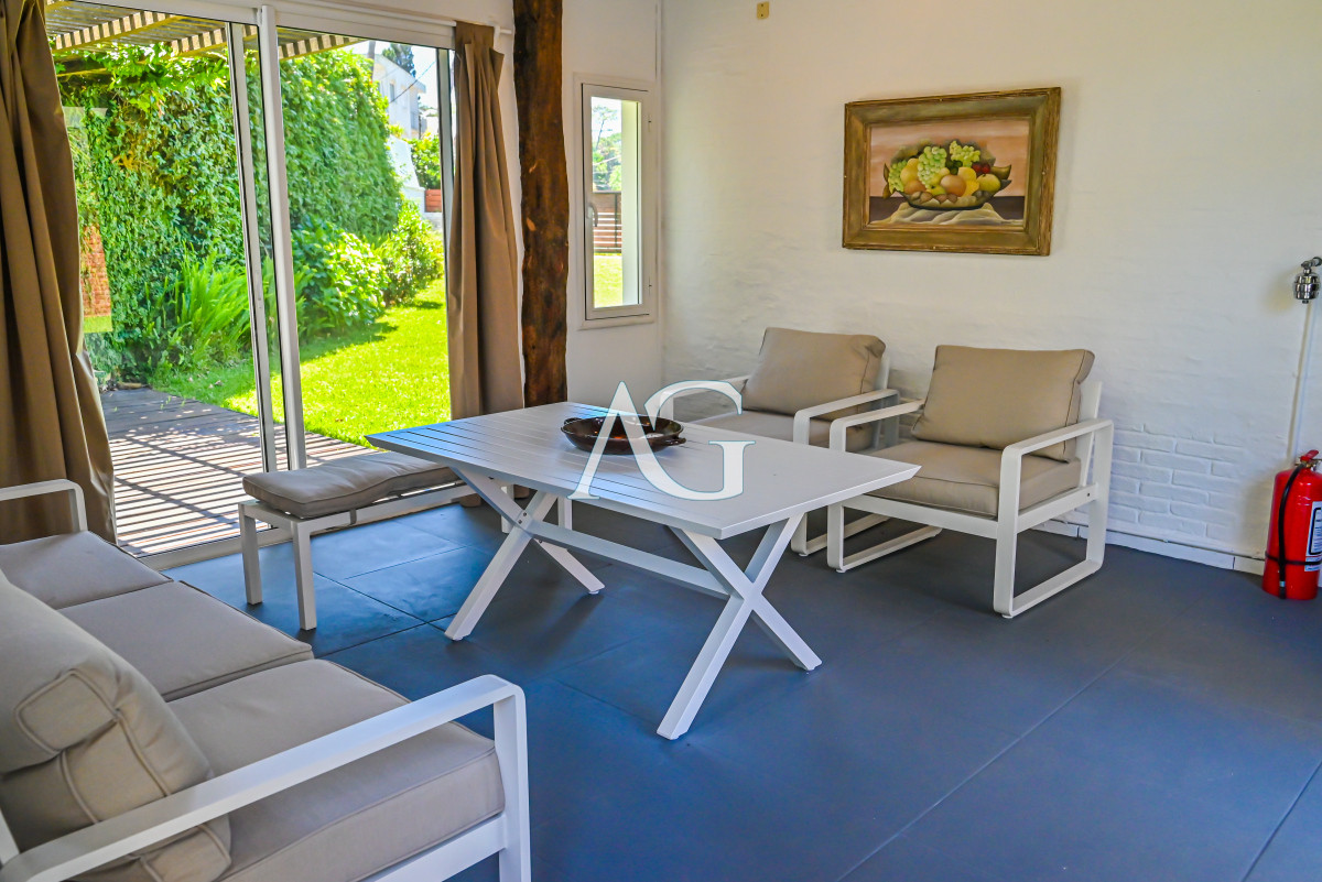 Casa ID.254 - Casa en Venta, Mansa, Punta del Este, 3 Dormitorios.