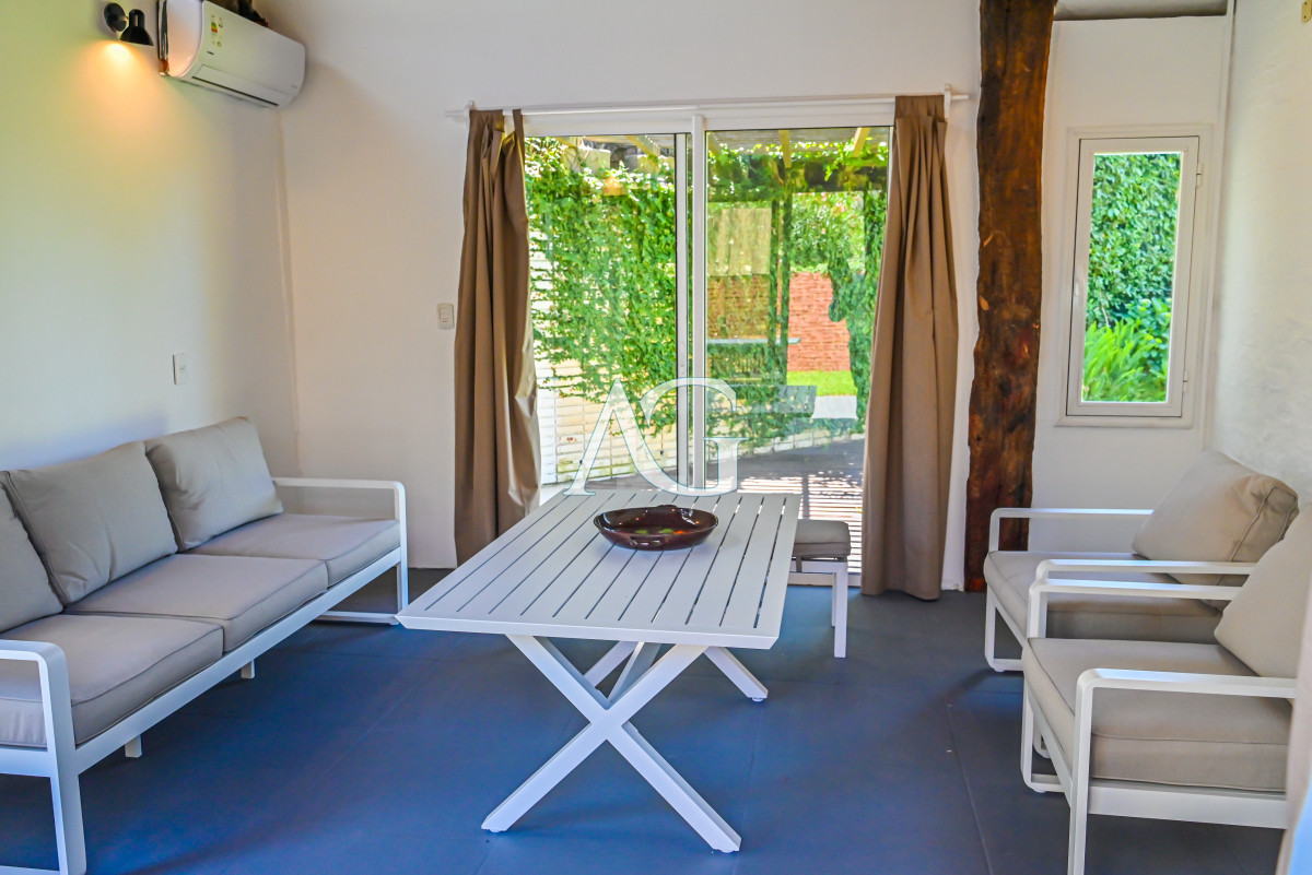 Casa ID.254 - Casa en Venta, Mansa, Punta del Este, 3 Dormitorios.