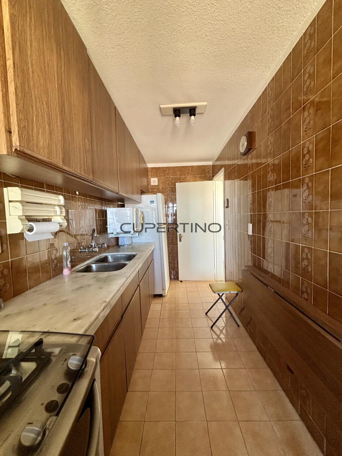 Apartamento ID.593 - Apartamento en Venta y Alquiler, Peninsula, Punta del Este, 2 Dormitorios.