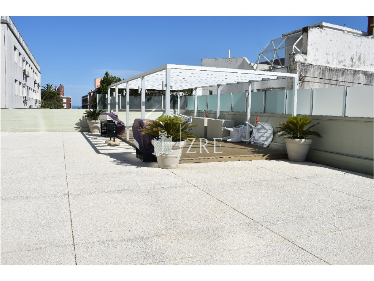 Apartamento ID.1302 - Apartamento en Venta y Alquiler, Peninsula, Punta del Este, 1 Dormitorios.