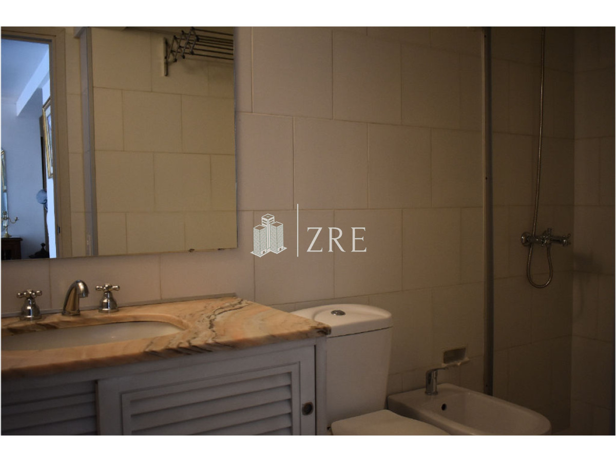 Apartamento ID.1302 - Apartamento en Venta y Alquiler, Peninsula, Punta del Este, 1 Dormitorios.