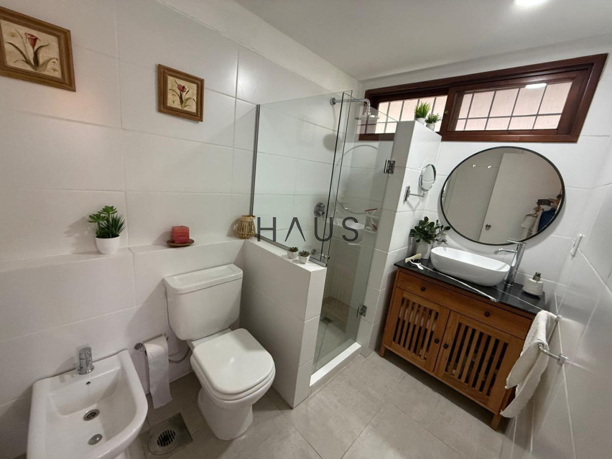 Casa ID.922 - A pocas cuadras de la playa - Casa en Venta, 4 dormitorios, Pinares