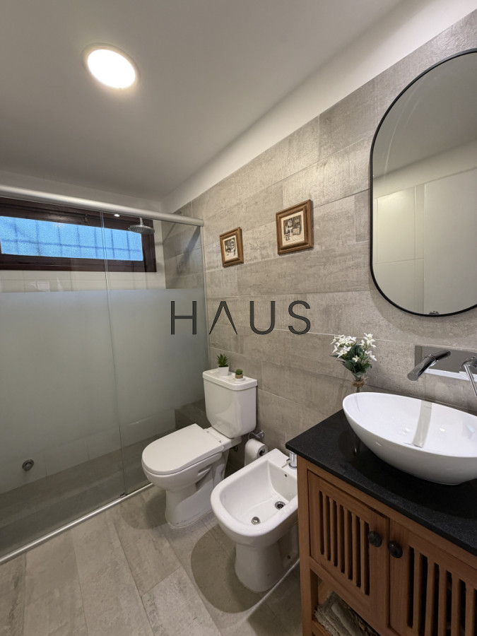 Casa ID.922 - A pocas cuadras de la playa - Casa en Venta, 4 dormitorios, Pinares