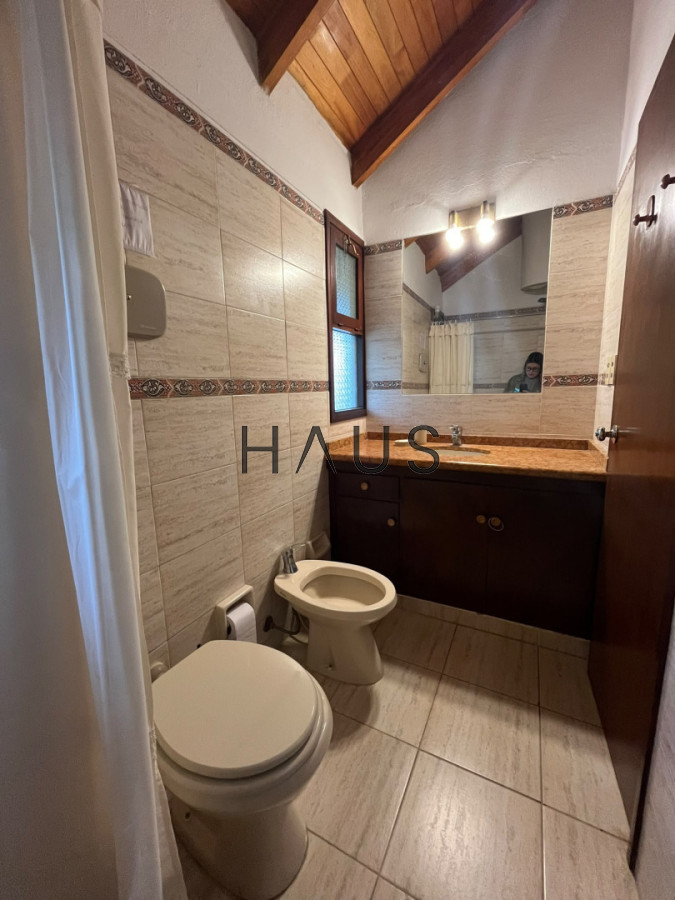Casa ID.1120 - Casa en Alquiler, Pinares, Punta del Este, 4 Dormitorios.