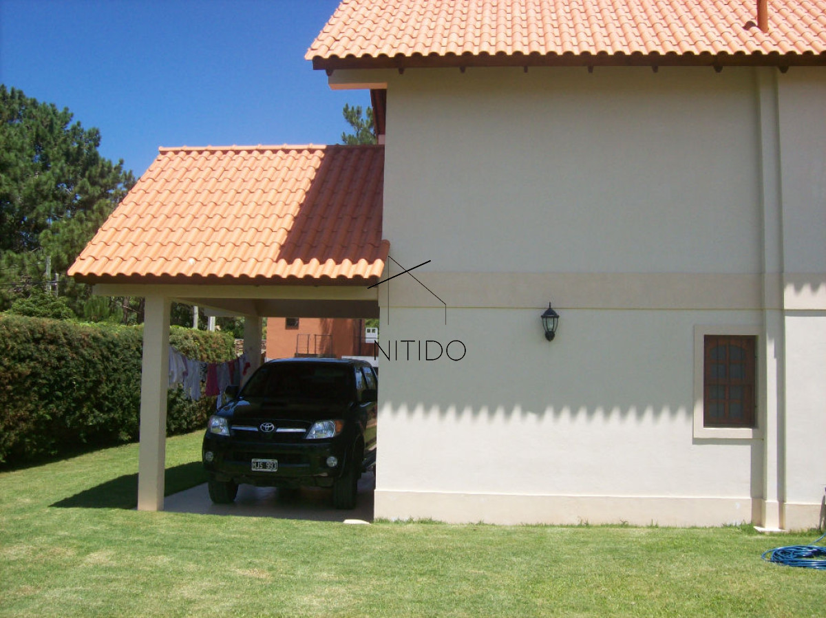 Casa ID.533 - Casa en Venta, Rincón del Indio, Punta del Este, 4 Dormitorios.
