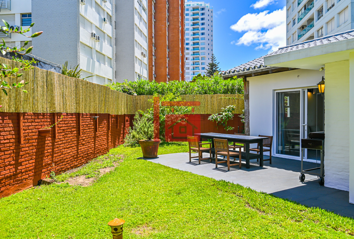 Casa ID.681 - Casa en Venta, Mansa, Punta del Este, 3 Dormitorios.