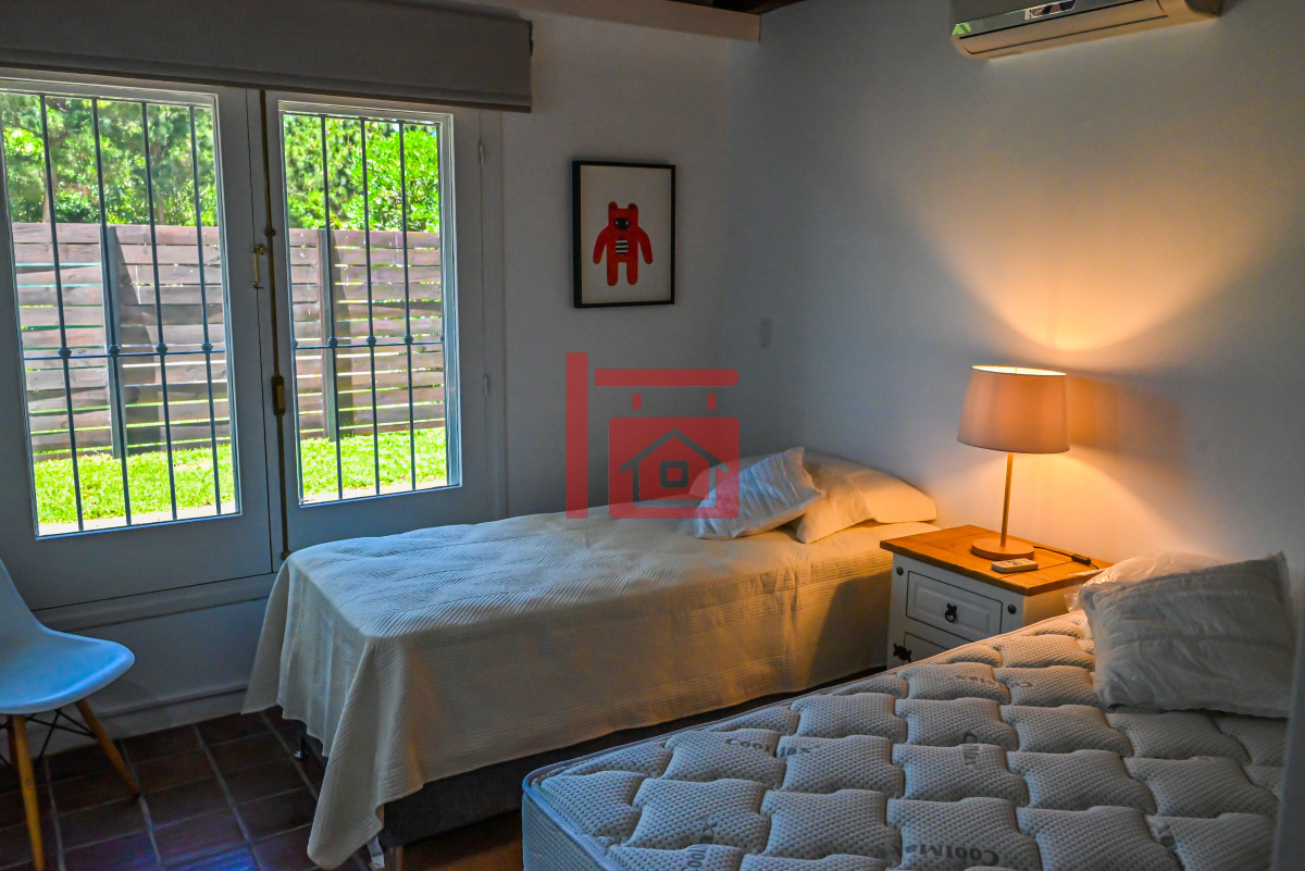 Casa ID.681 - Casa en Venta, Mansa, Punta del Este, 3 Dormitorios.