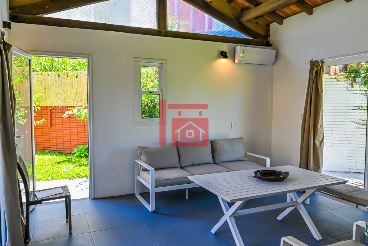Casa ID.681 - Casa en Venta, Mansa, Punta del Este, 3 Dormitorios.