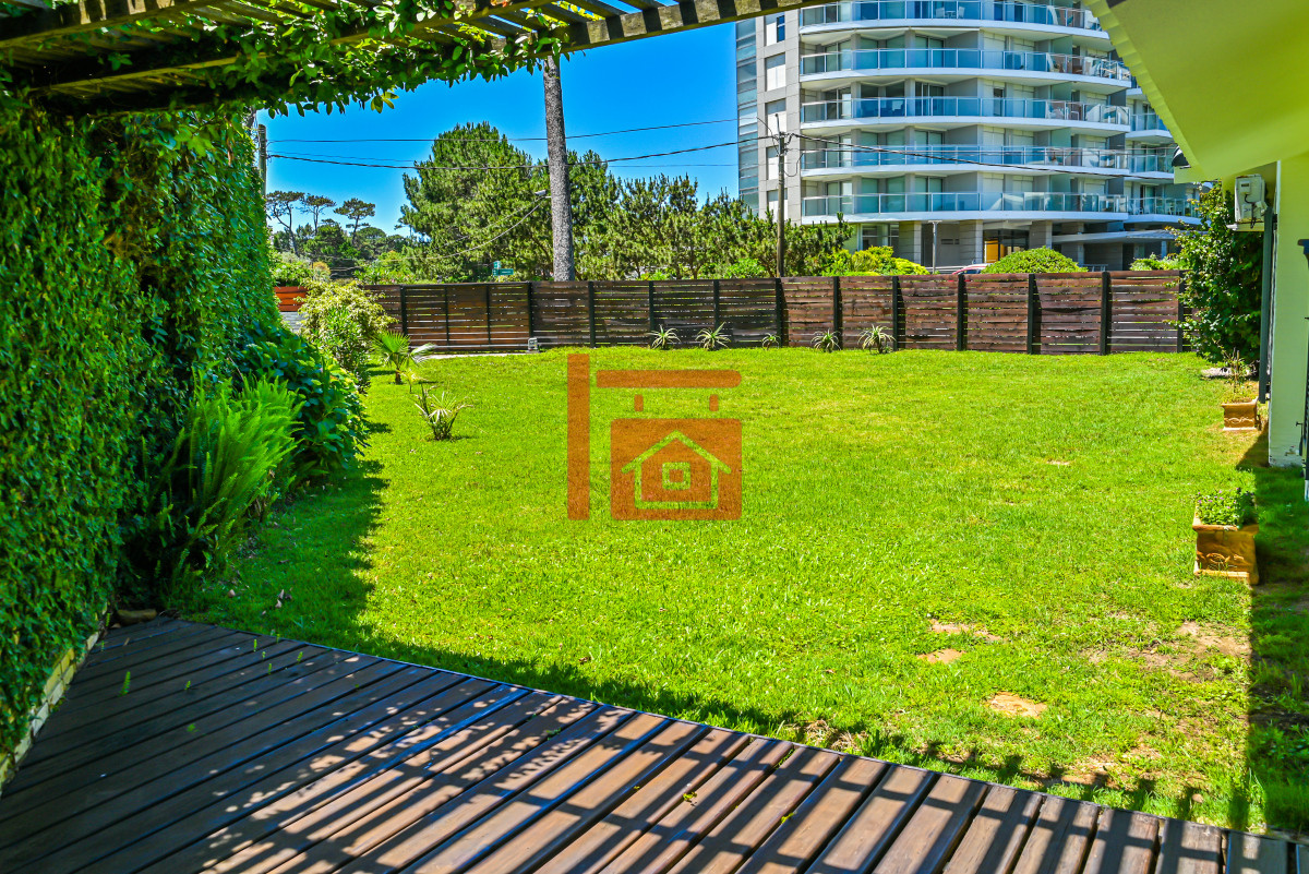 Casa ID.681 - Casa en Venta, Mansa, Punta del Este, 3 Dormitorios.