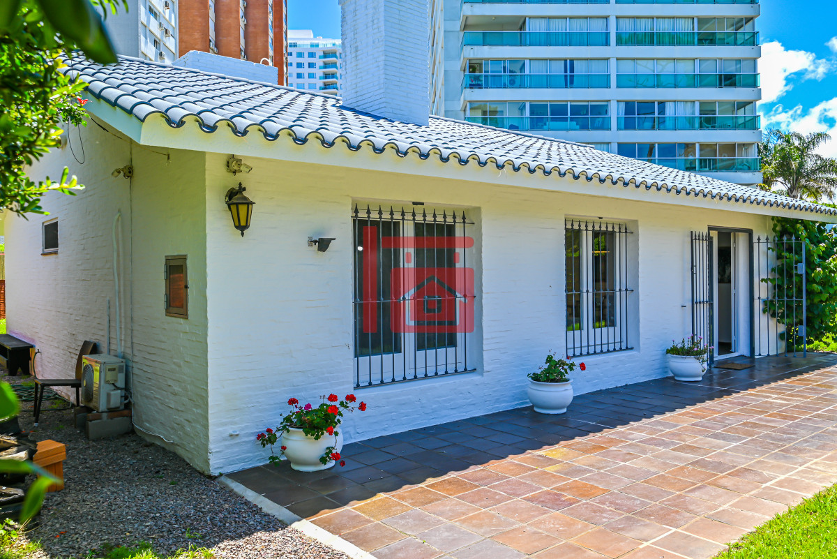 Casa ID.681 - Casa en Venta, Mansa, Punta del Este, 3 Dormitorios.